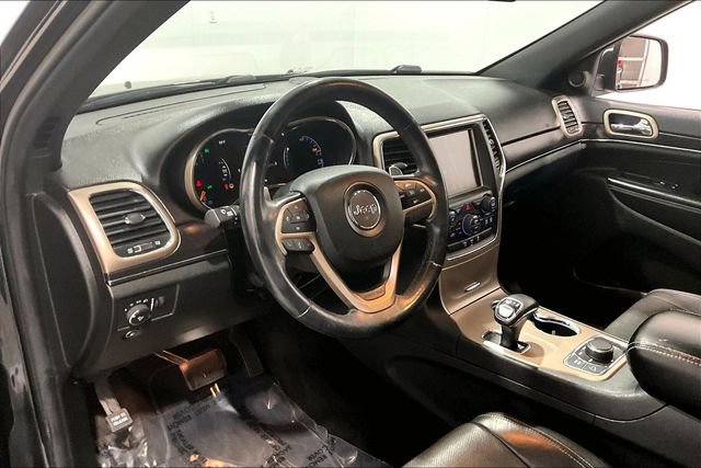 Used 2014 Jeep Grand Cherokee Limited w/ Luxury Group II AWD/4WD image 17