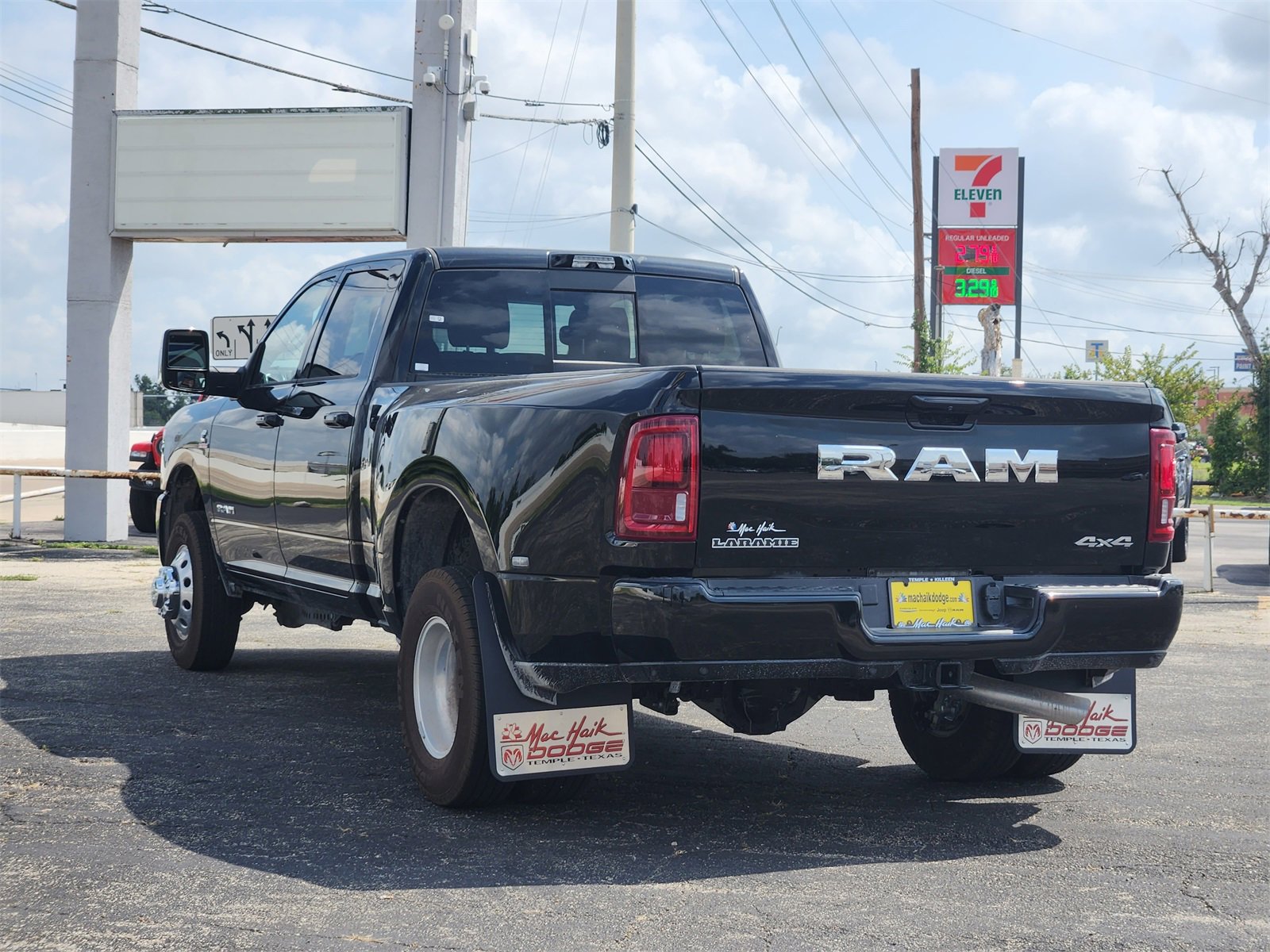 New 2026 RAM 3500 Laramie image 4