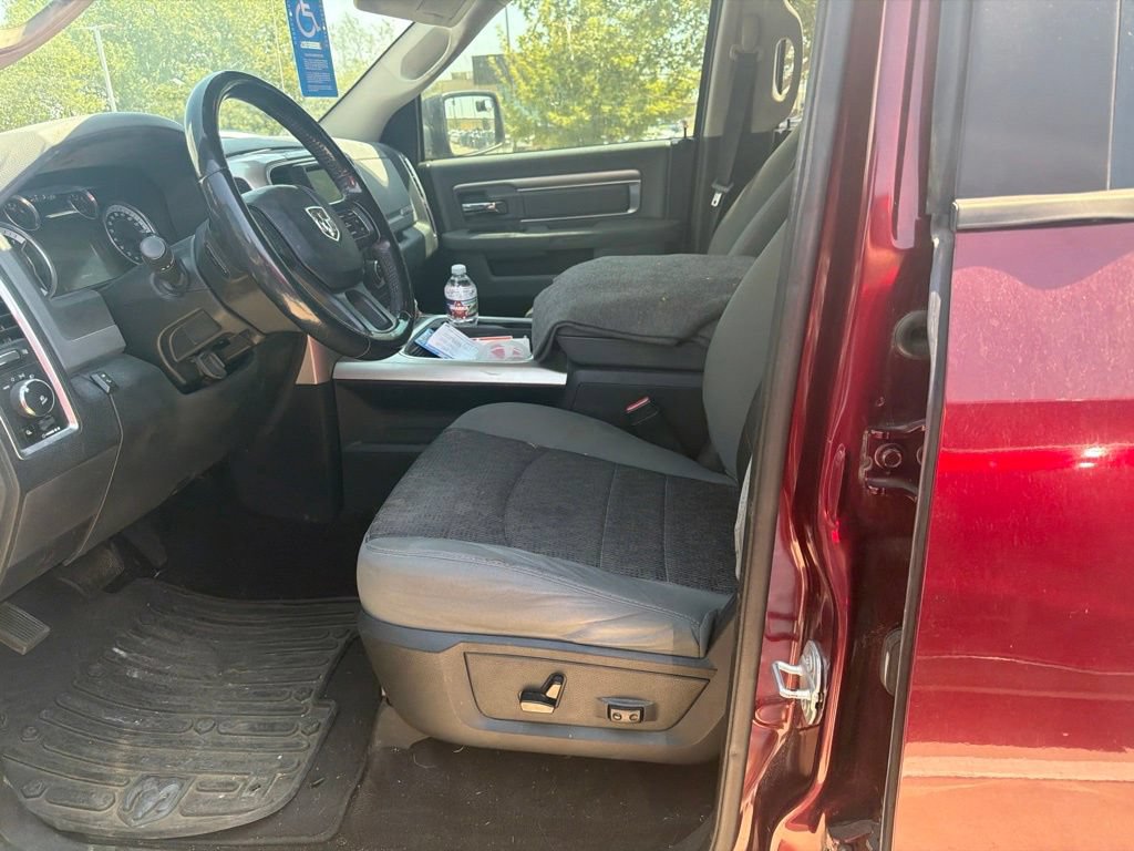 Used 2016 RAM 1500 Lone Star AWD/4WD image 9