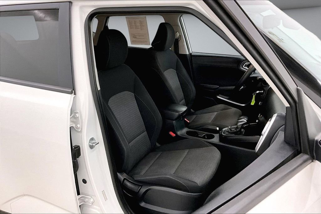 Used 2021 Kia Soul S FWD image 29