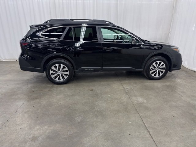 Used 2022 Subaru Outback Premium image 30