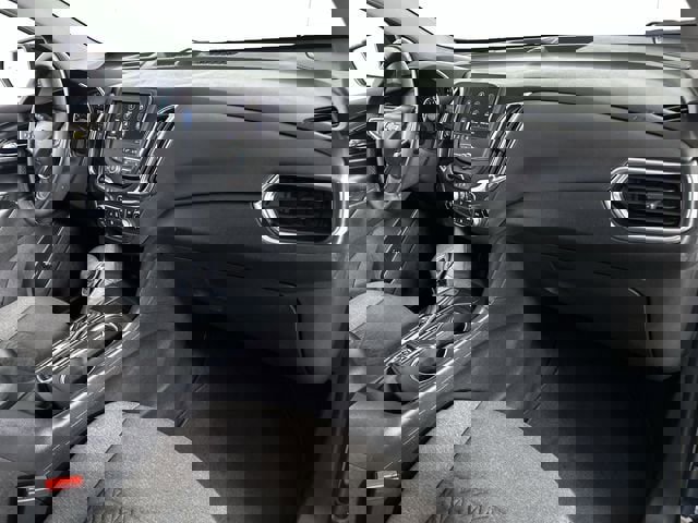 Used 2024 Chevrolet Equinox LT image 30