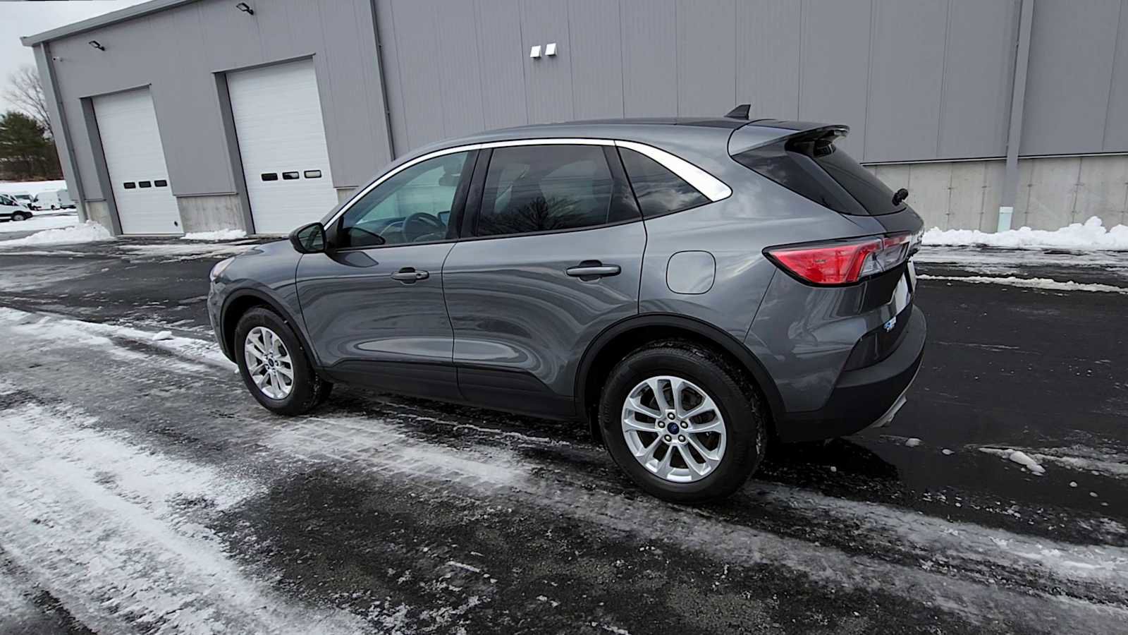 Used 2022 Ford Escape SE w/ Convenience Package image 6