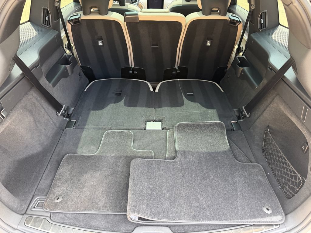 Certified 2025 Volvo EX90 Plus AWD/4WD image 26