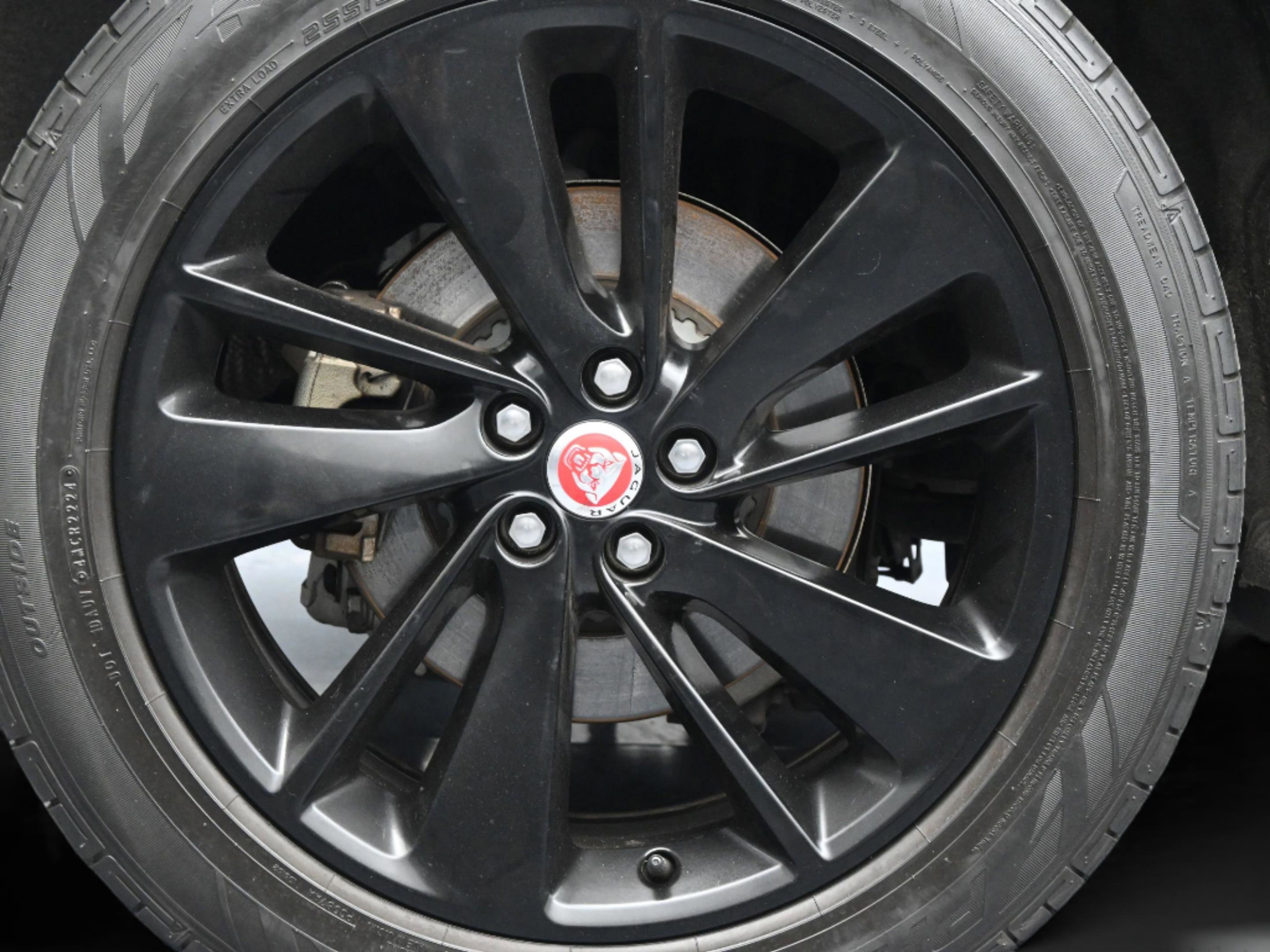 Used 2022 Jaguar F-PACE S image 47