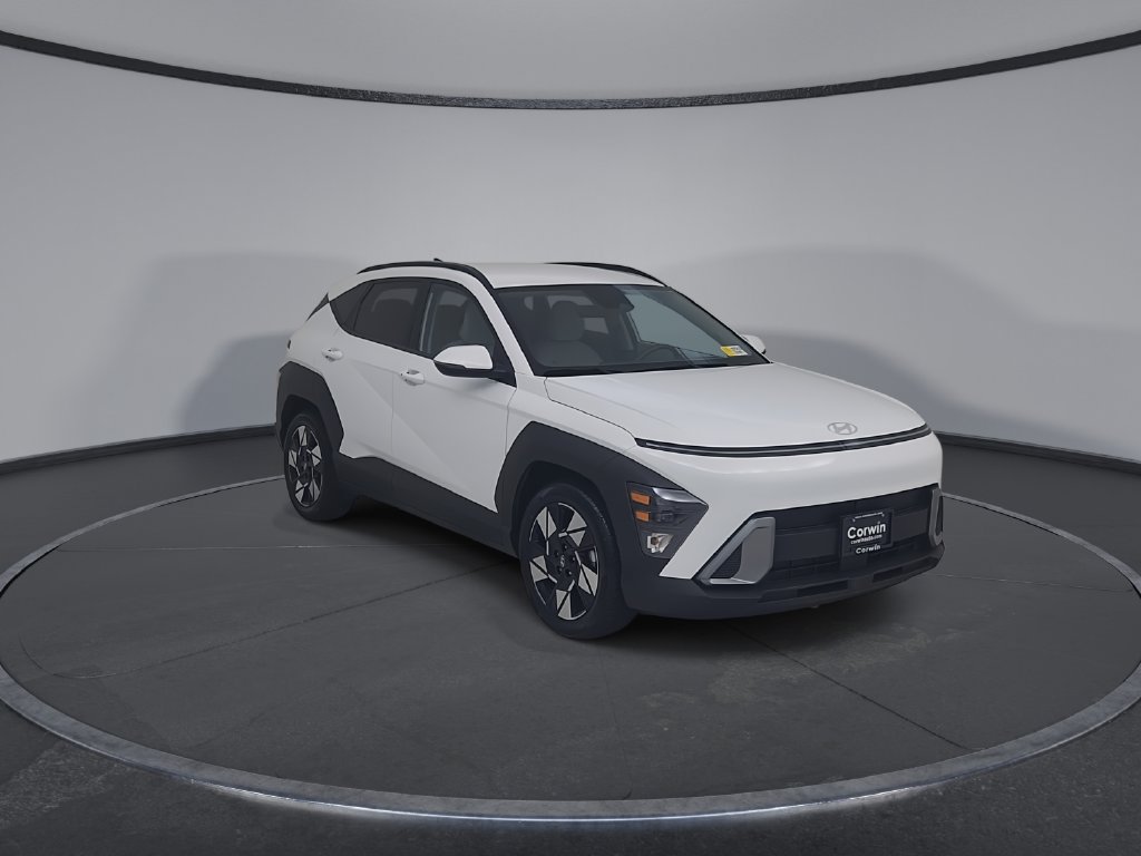 Used 2025 Hyundai Kona SEL FWD image 3