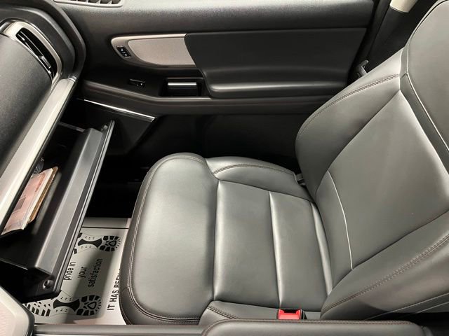 Used 2025 Ford Expedition Active AWD/4WD image 40