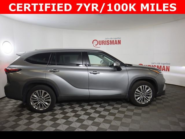 Used 2025 Toyota Highlander Platinum AWD/4WD image 11