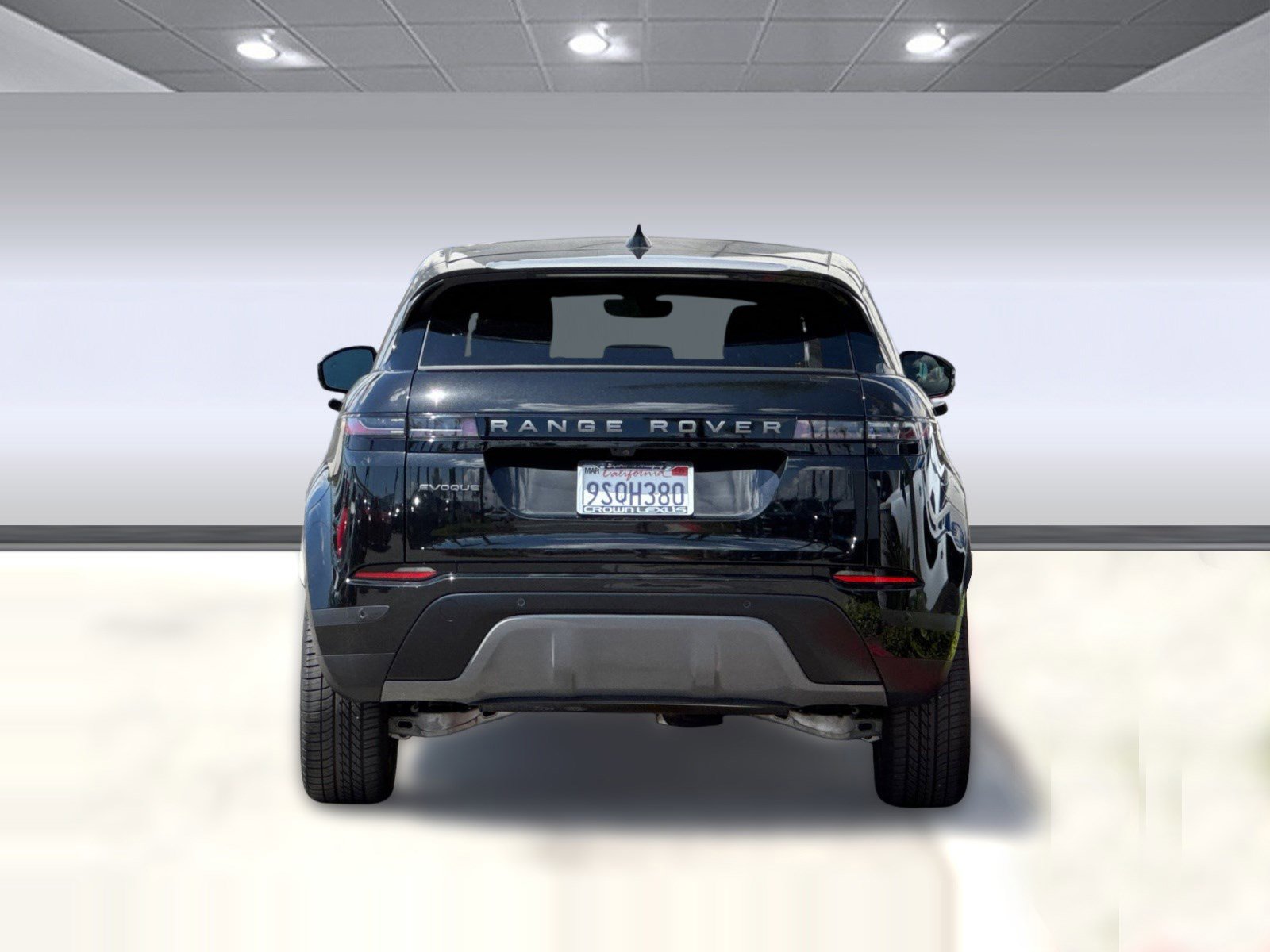 Used 2025 Land Rover Range Rover Evoque S image 9