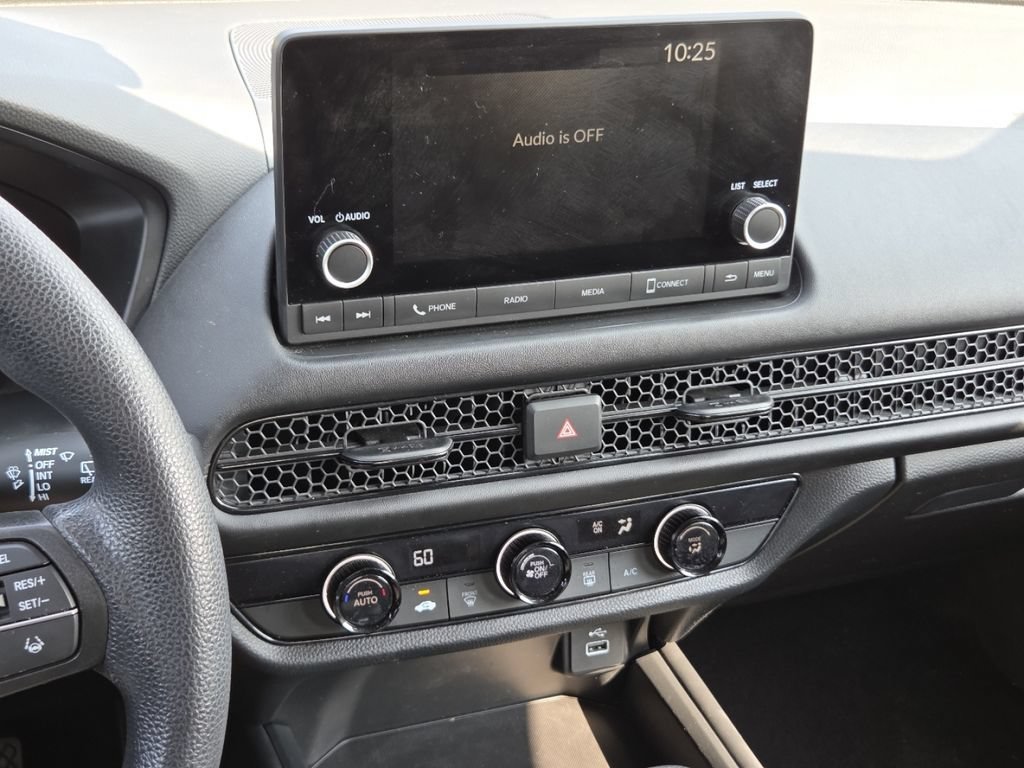 Certified 2024 Honda HR-V LX image 30