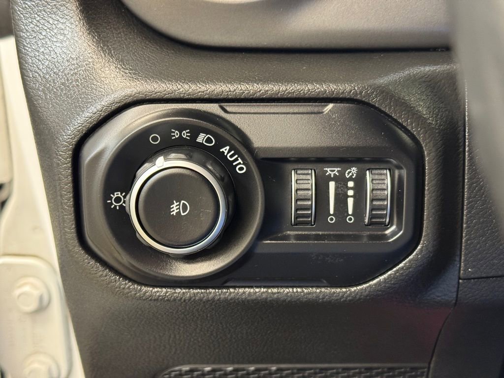 Used 2022 Jeep Wrangler Unlimited Sport image 28