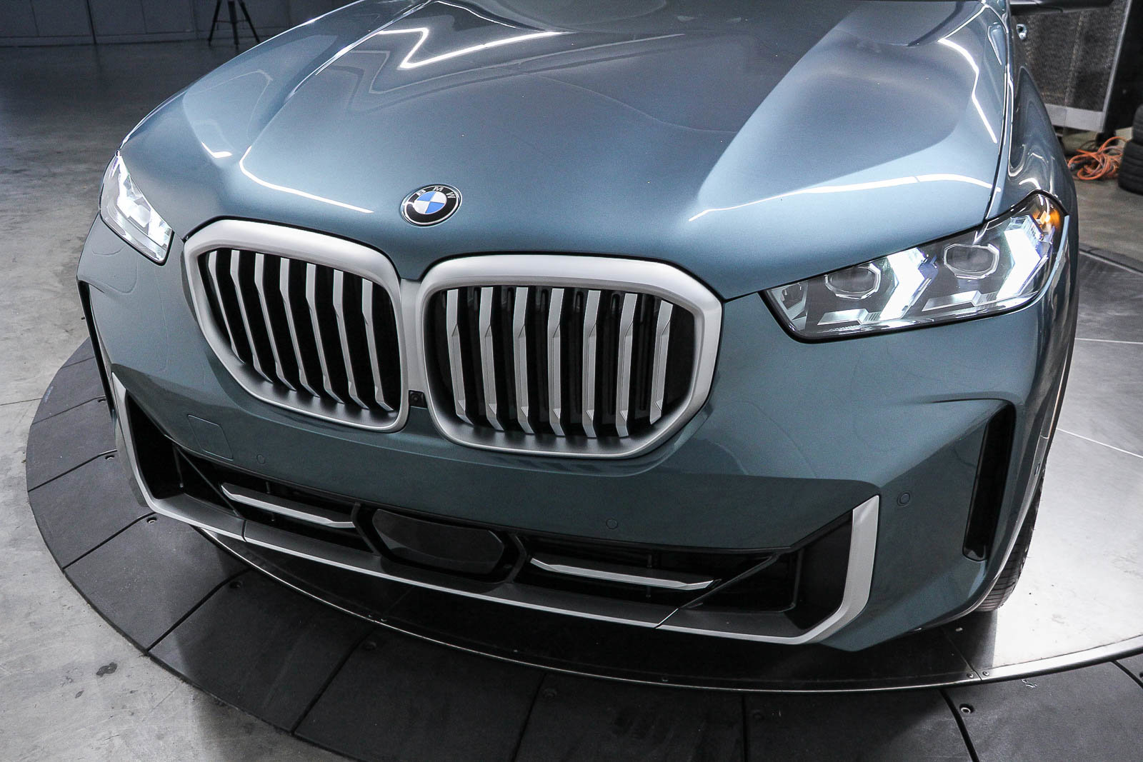 New 2026 BMW X5 sDrive40i RWD image 11