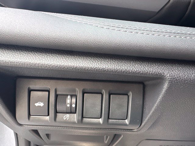 Used 2021 Subaru Legacy Limited AWD/4WD image 27