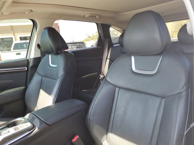 Used 2023 Hyundai Tucson Limited w/ Cargo Package image 13