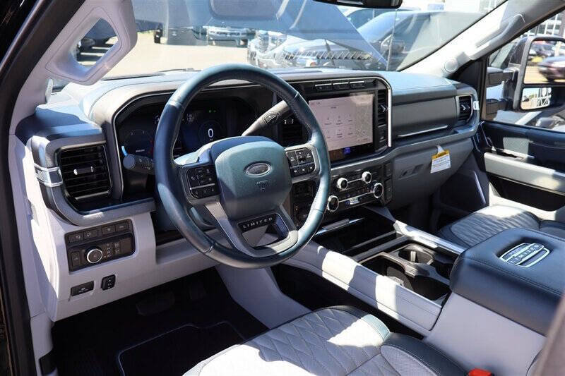 Used 2023 Ford F350 Limited w/ FX4 Off-Road Package AWD/4WD image 20