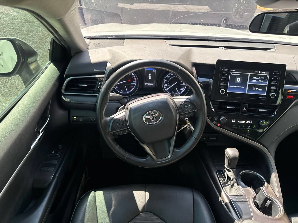 Used 2023 Toyota Camry SE FWD image 2