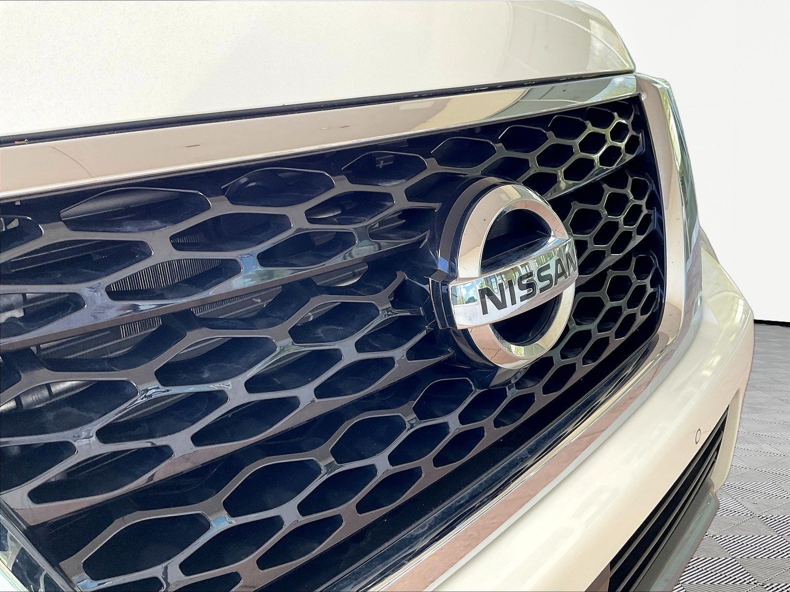 Used 2020 Nissan Armada Platinum w/ Captain's Chairs Package AWD/4WD image 32