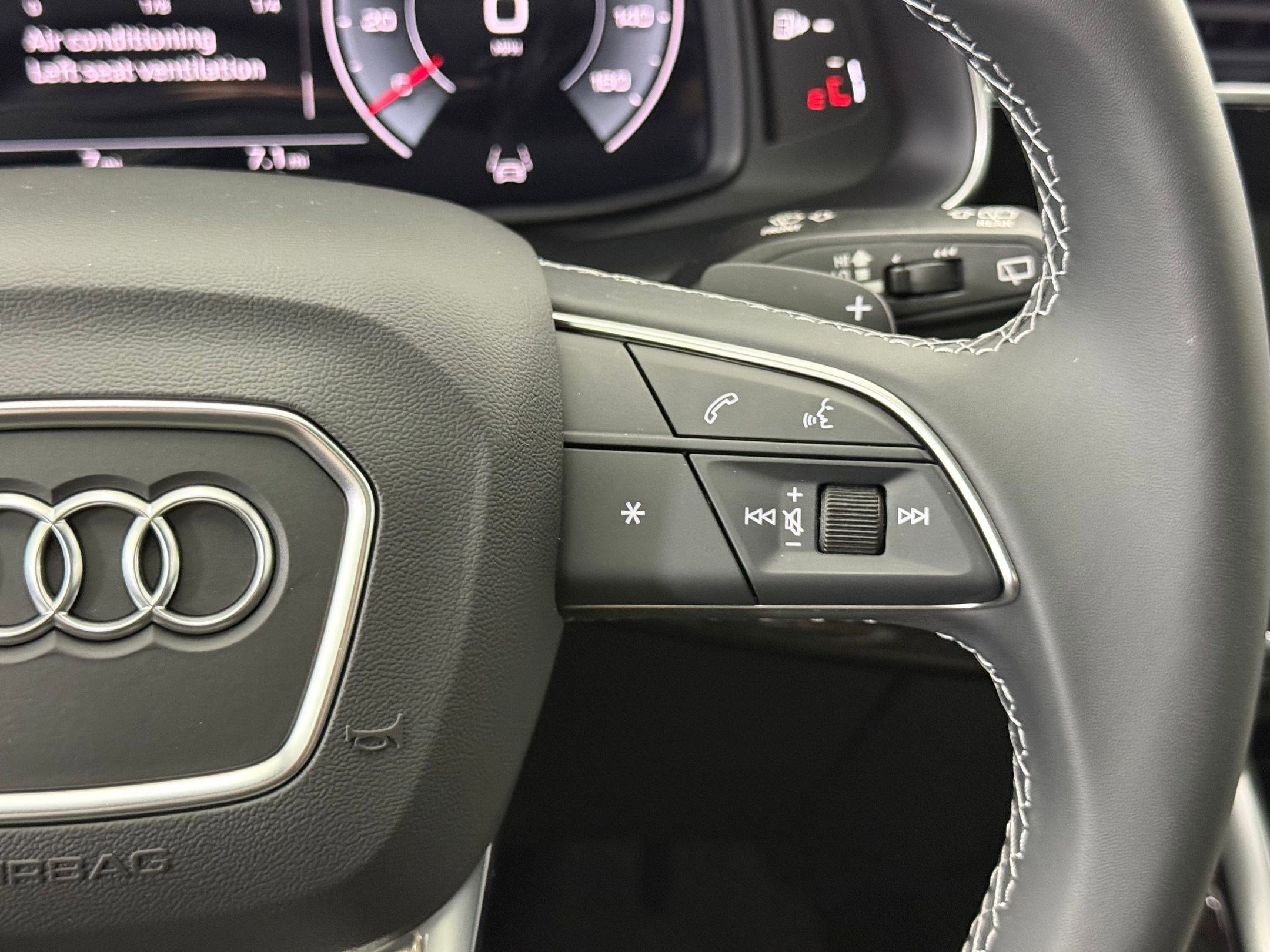 New 2026 Audi Q7 3.0T Premium Plus AWD/4WD image 27