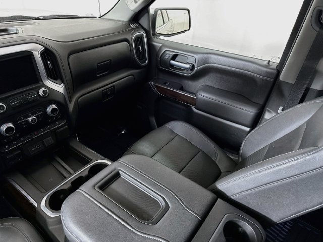 Used 2021 GMC Sierra 1500 SLT w/ SLT Premium Plus Package AWD/4WD image 23