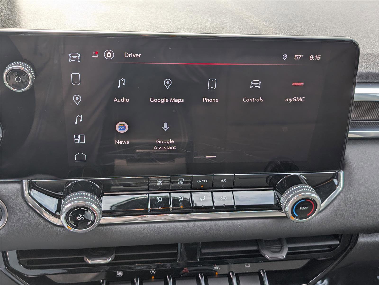 Used 2025 GMC Canyon Elevation w/ Technology Package image 28