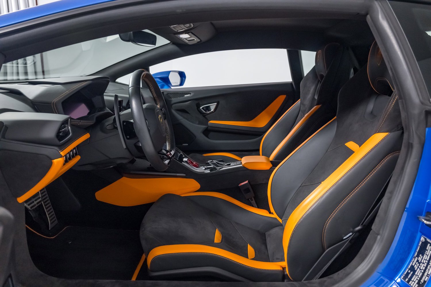 Used 2023 Lamborghini Huracan Tecnica image 21