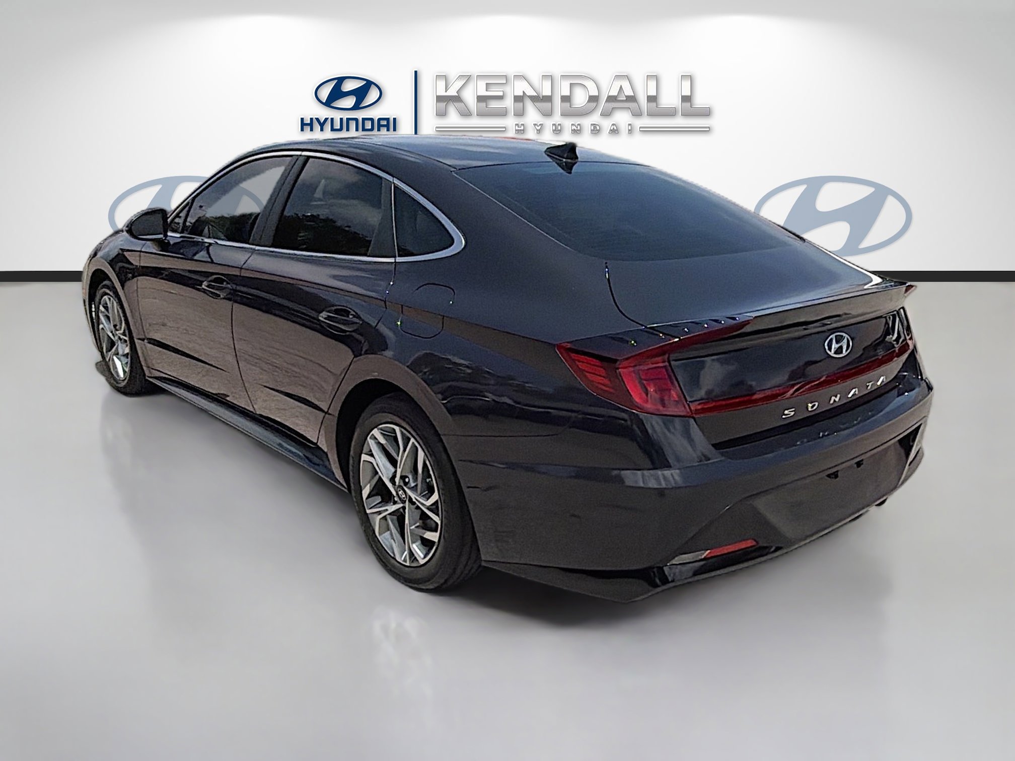 Used 2023 Hyundai Sonata SEL FWD image 4