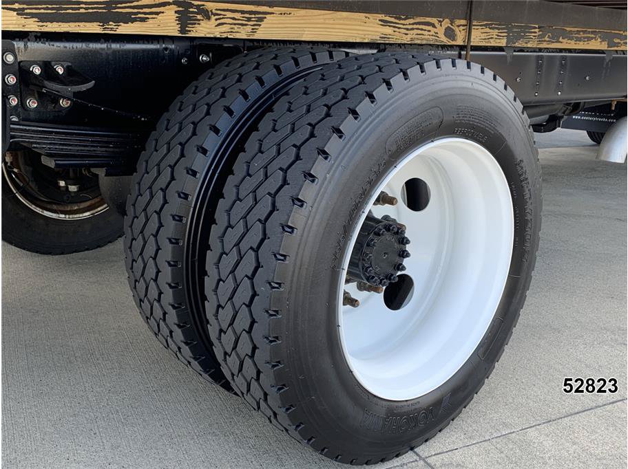 Used 2024 Chevrolet Low Cab Forward 6500XD RWD image 26