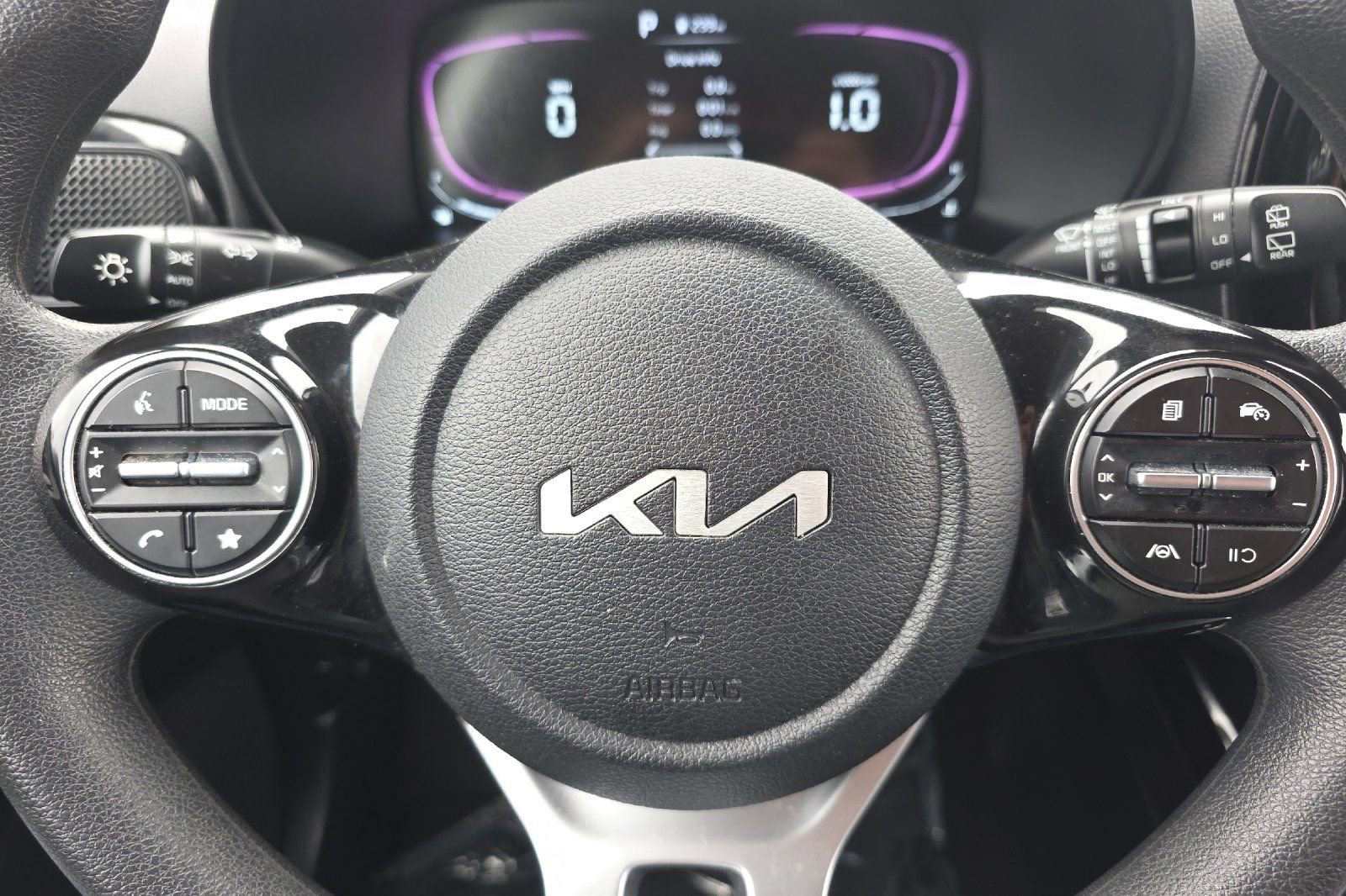 Used 2023 Kia Soul S FWD image 23