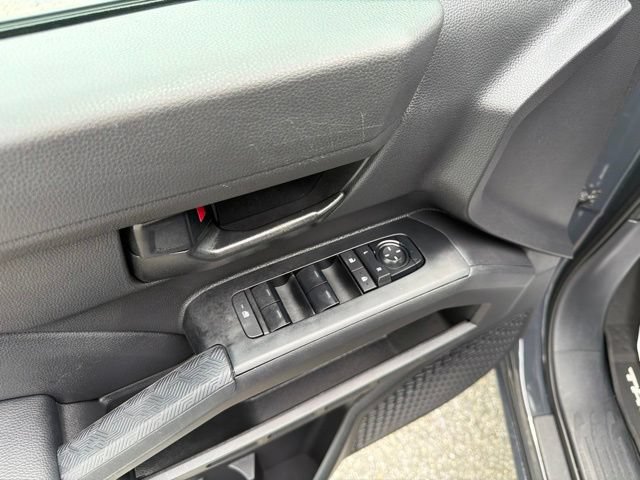 Used 2025 Toyota Tacoma SR w/ SR Upgrade Package AWD/4WD image 12