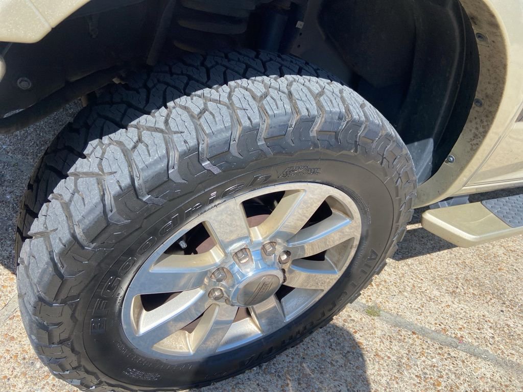 Used 2016 RAM 3500 Laramie Longhorn w/ Convenience Group image 32