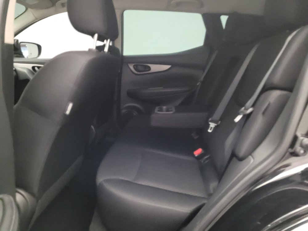 Used 2022 Nissan Rogue Sport S FWD image 18