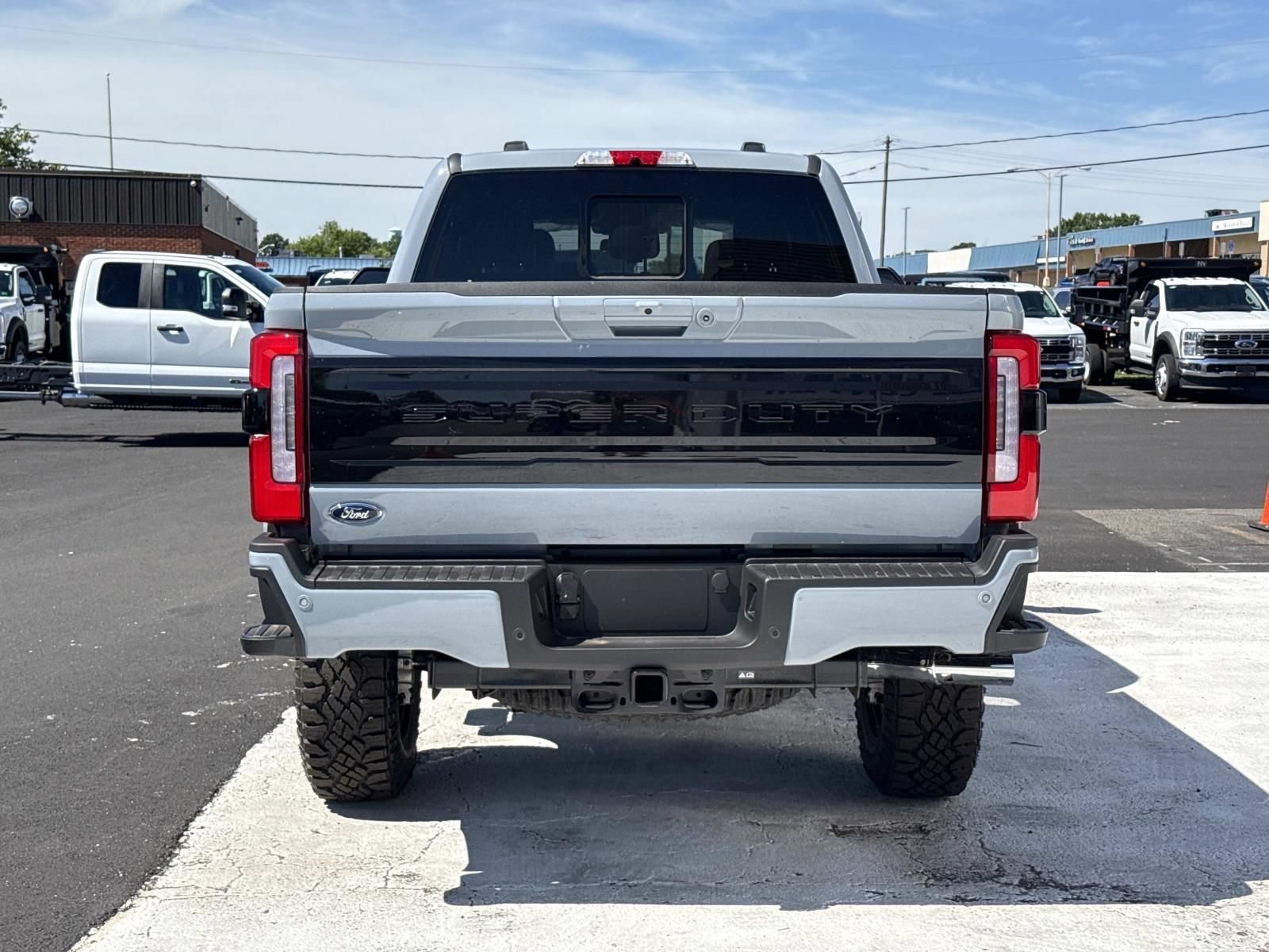 New 2026 Ford F250 Platinum w/ Tremor Off-Road Package AWD/4WD image 4