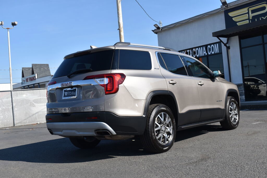 Used 2023 GMC Acadia SLE w/ Driver Convenience Package image 9