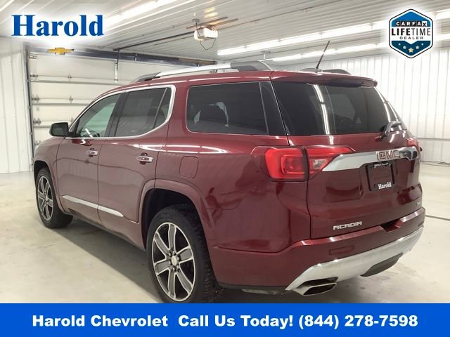 Used 2018 GMC Acadia Denali image 4