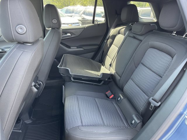 New 2027 Chevrolet Equinox LT w/ LPO, Floor Liner Package FWD image 22