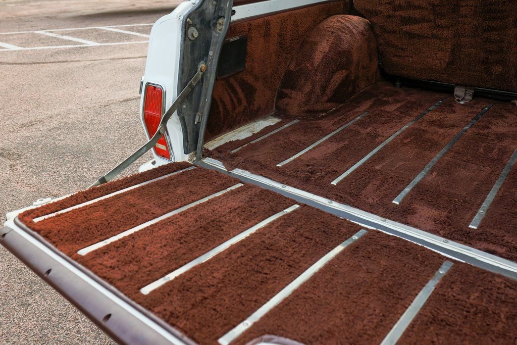 Used 1989 Jeep Grand Wagoneer AWD/4WD image 91
