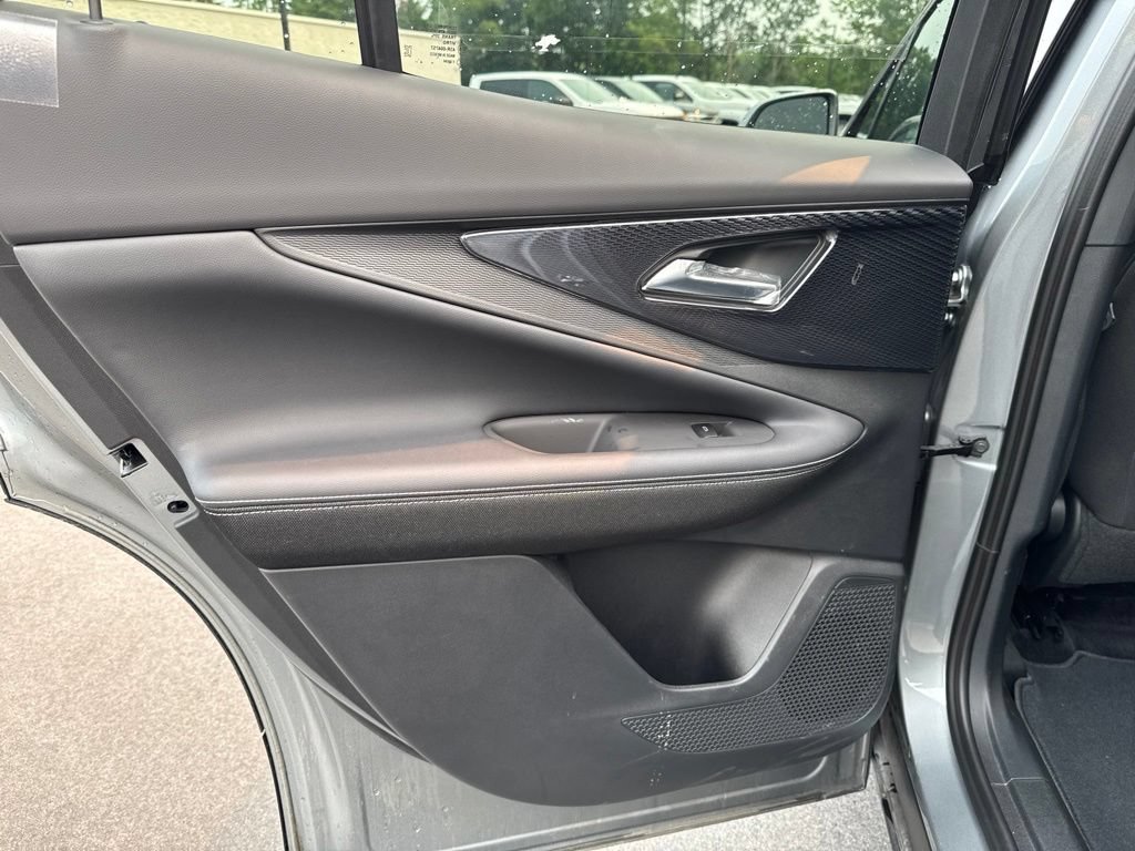New 2025 Chevrolet Blazer EV LT AWD/4WD image 16