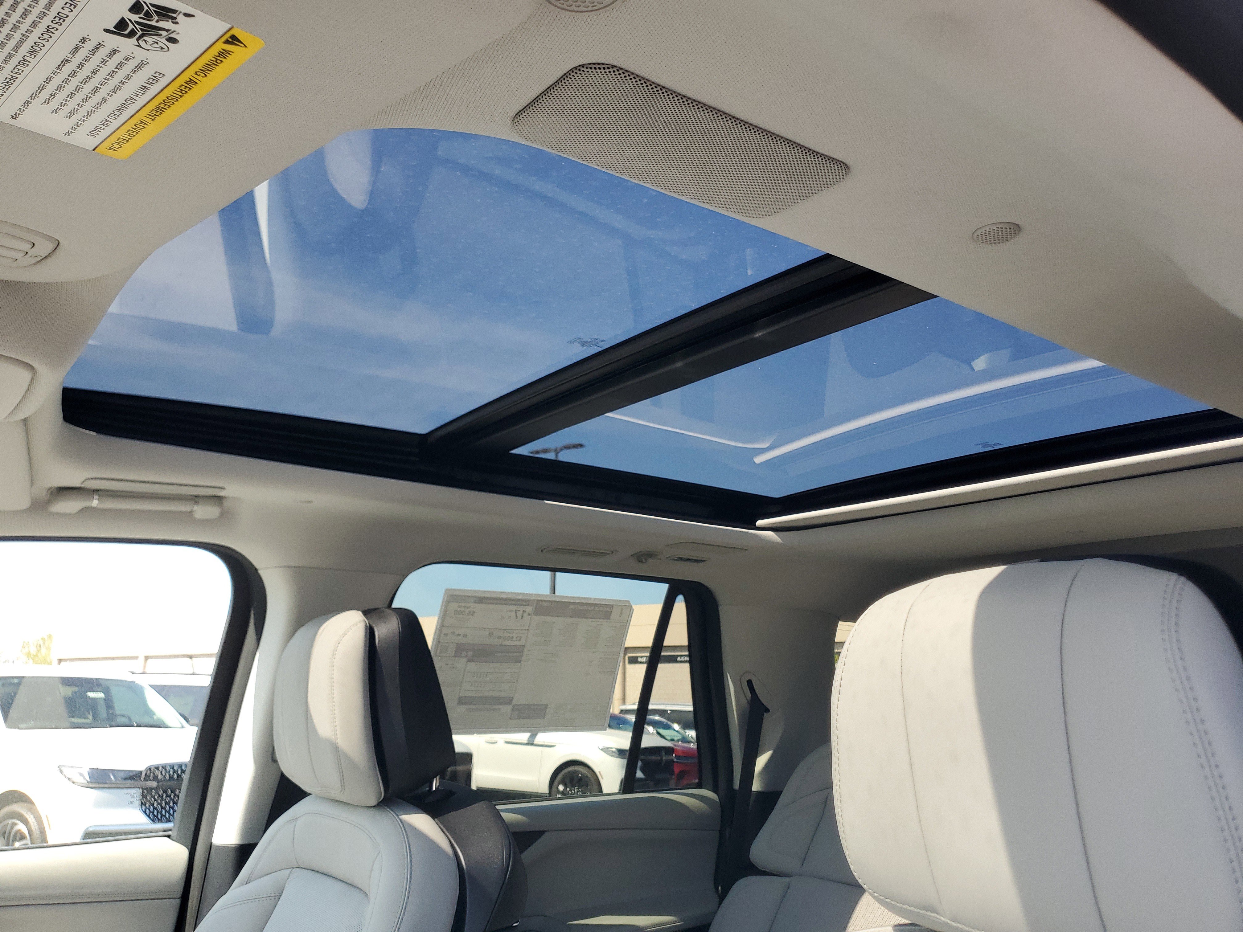 New 2026 Lincoln Navigator Reserve AWD/4WD image 10