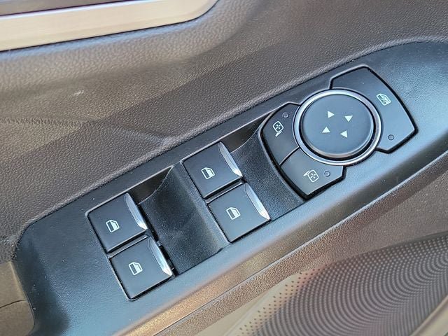 Used 2025 Ford Escape Platinum AWD/4WD image 19