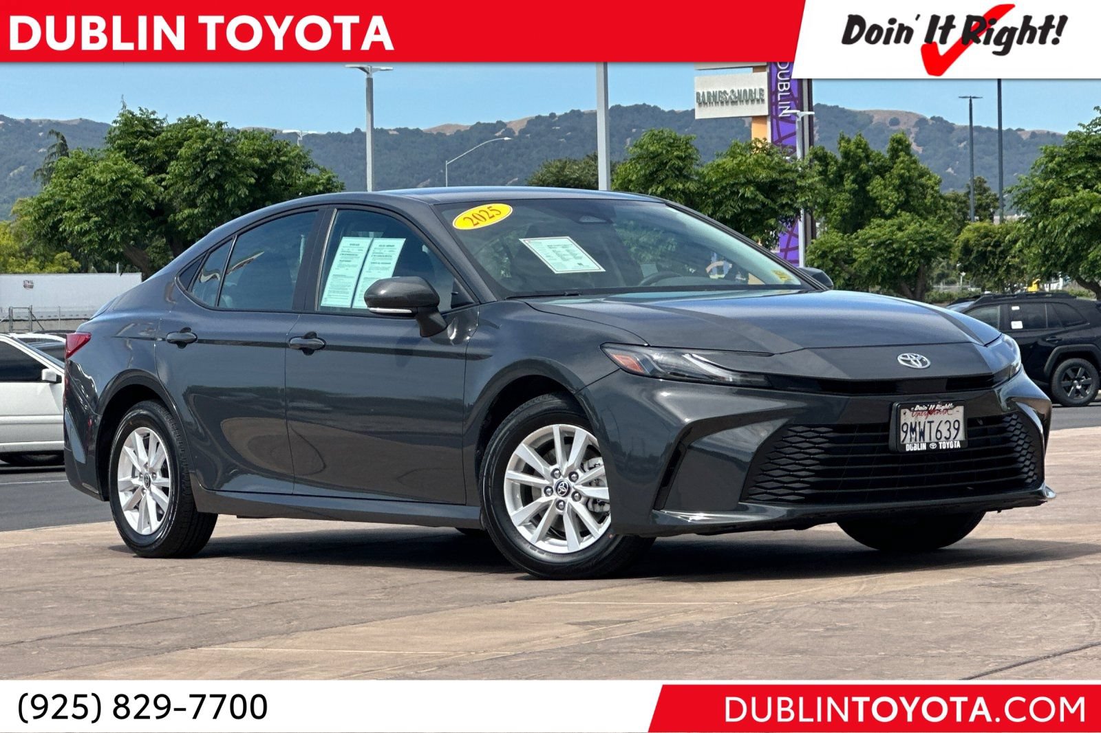 Used 2025 Toyota Camry LE w/ Convenience Package AWD/4WD image 1
