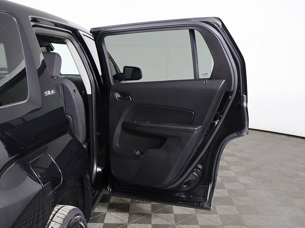 Used 2017 GMC Terrain SLE image 17