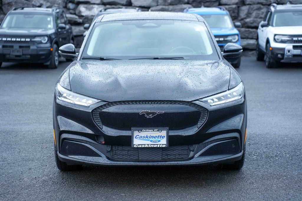 Used 2021 Ford Mustang Mach-E Select w/ Comfort/Appearance Package video 2