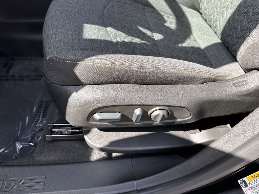 Used 2022 Chevrolet Equinox LT FWD image 41