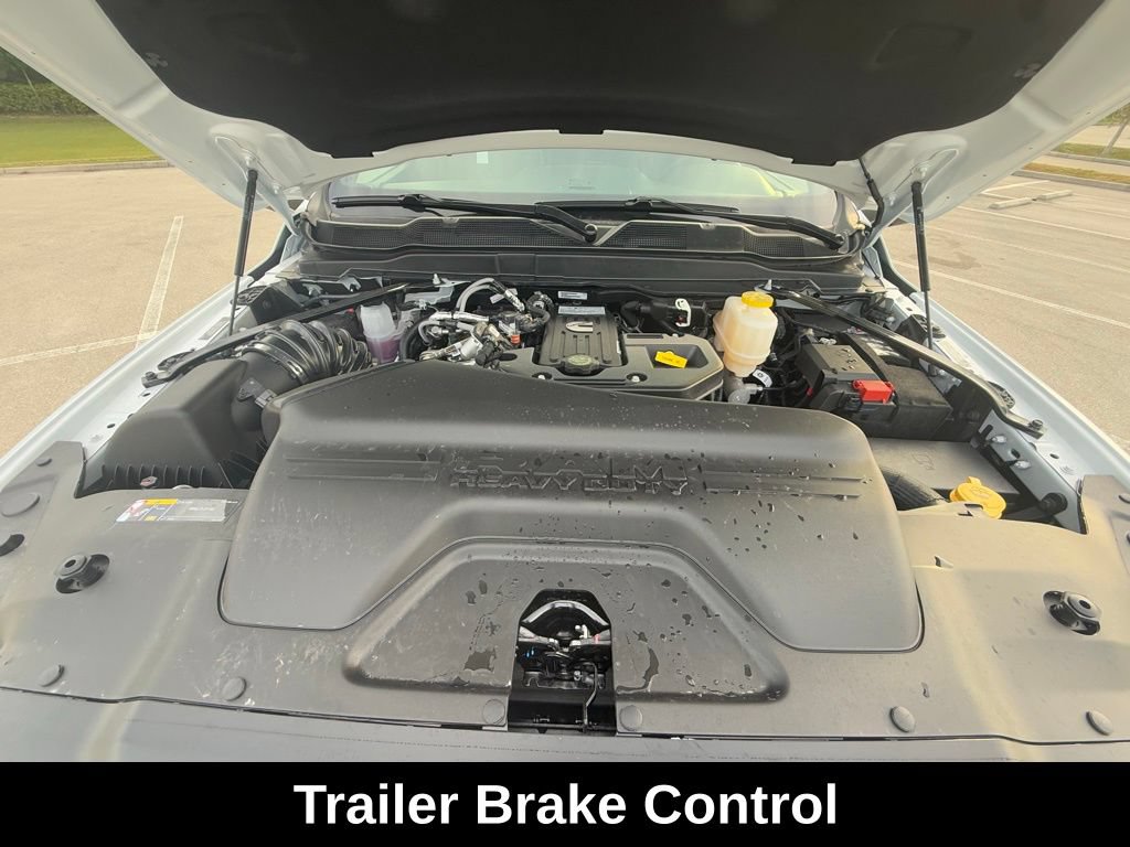New 2026 RAM 5500 Tradesman AWD/4WD image 37