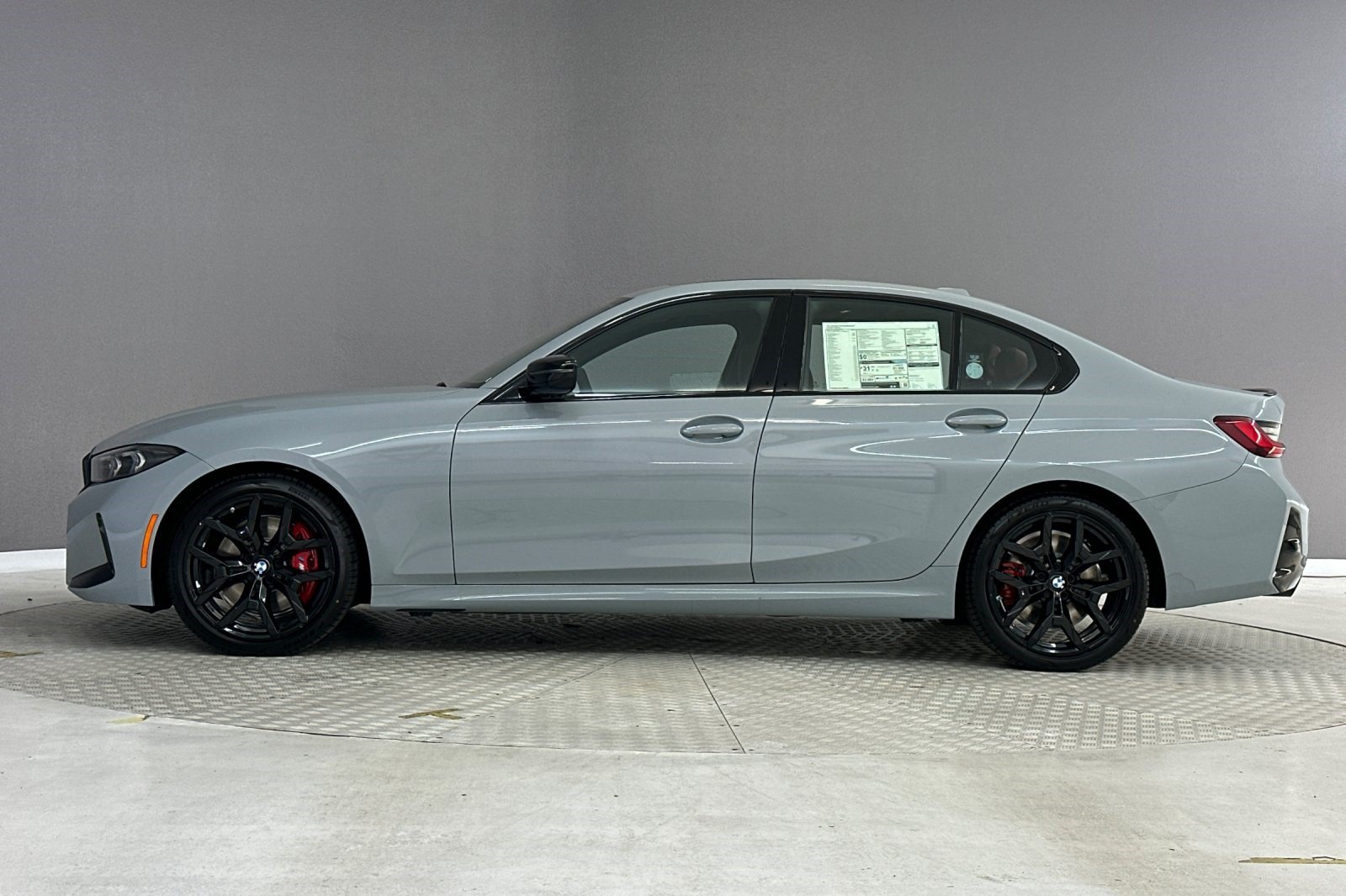 New 2026 BMW 330i Sedan w/ M Sport Package RWD image 2
