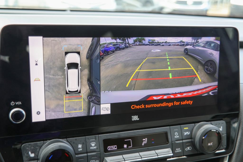 Used 2024 Toyota Grand Highlander XLE image 4