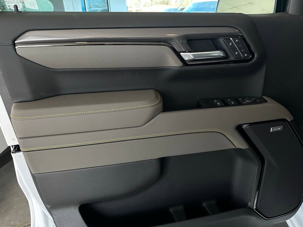 New 2026 Chevrolet Silverado 1500 ZR2 image 10