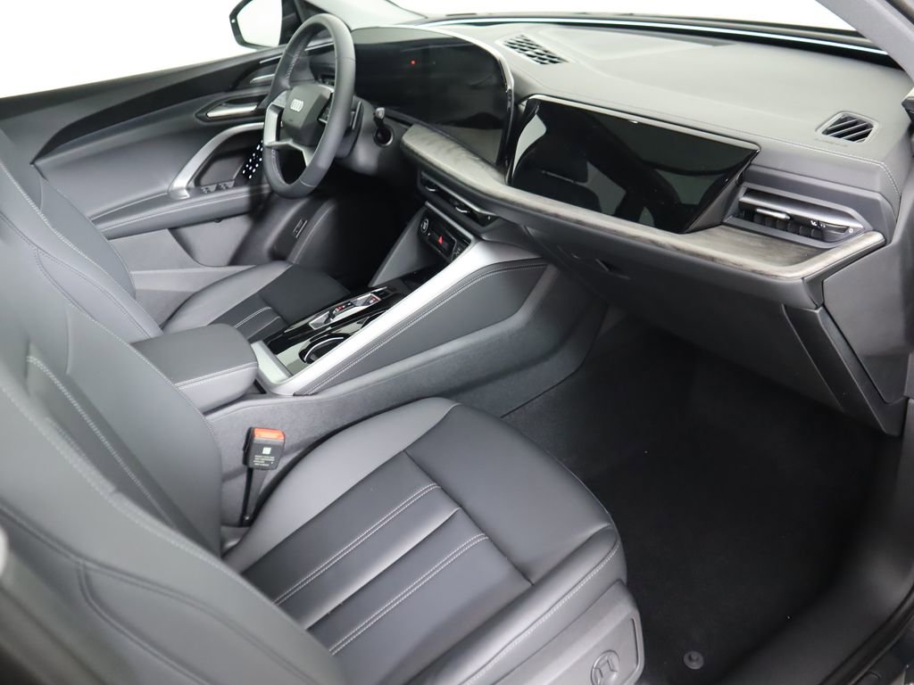 Used 2025 Audi Q5 Premium w/ Premium Plus AWD/4WD image 20
