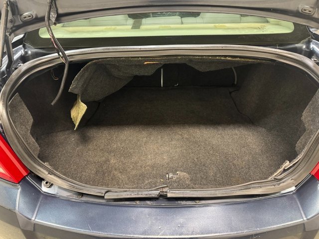 Used 2008 Dodge Avenger SE image 19