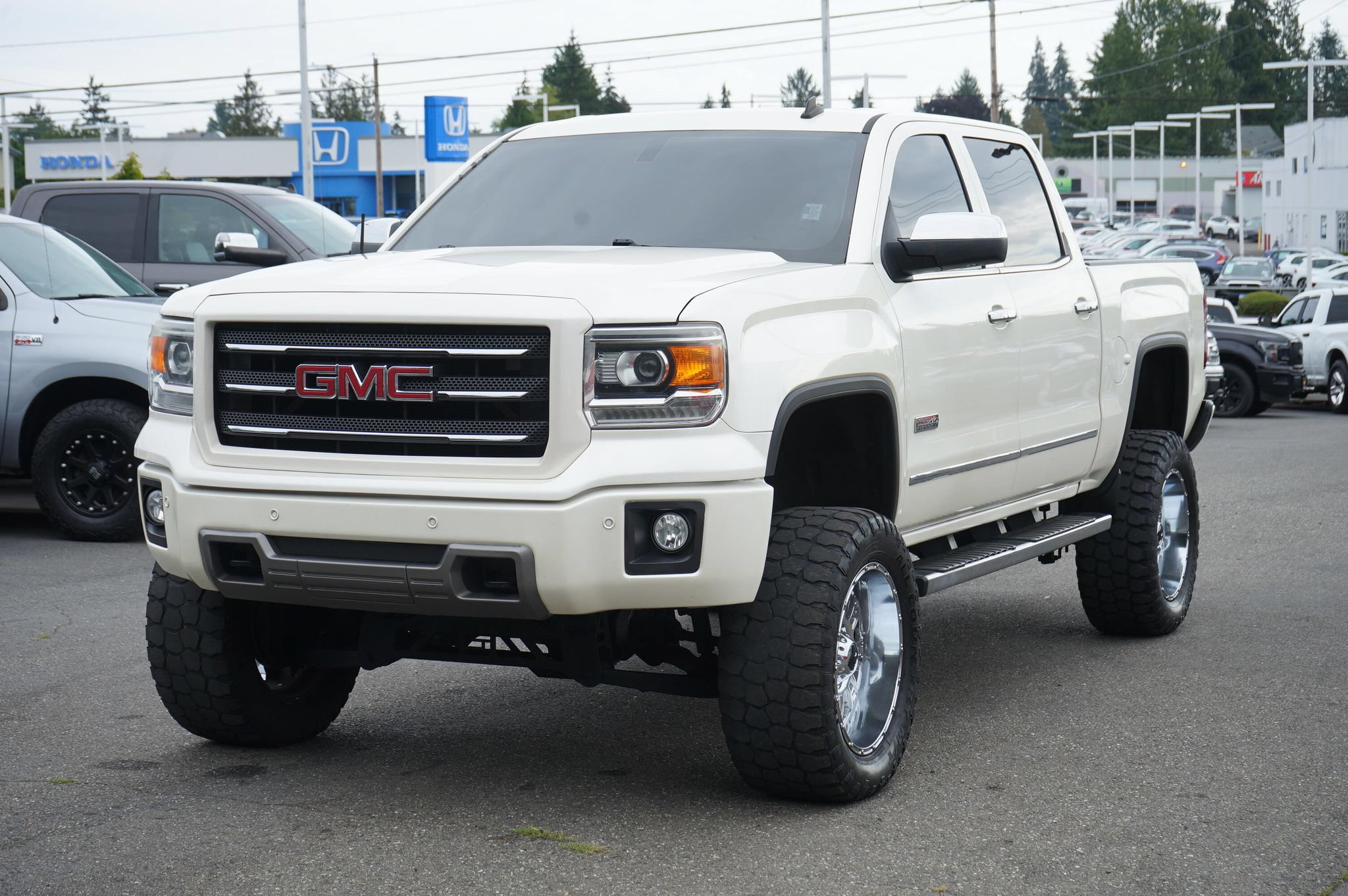 Used 2014 GMC Sierra 1500 SLT AWD/4WD image 1